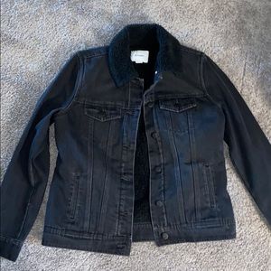 Old navy fleece lined black jean jacket